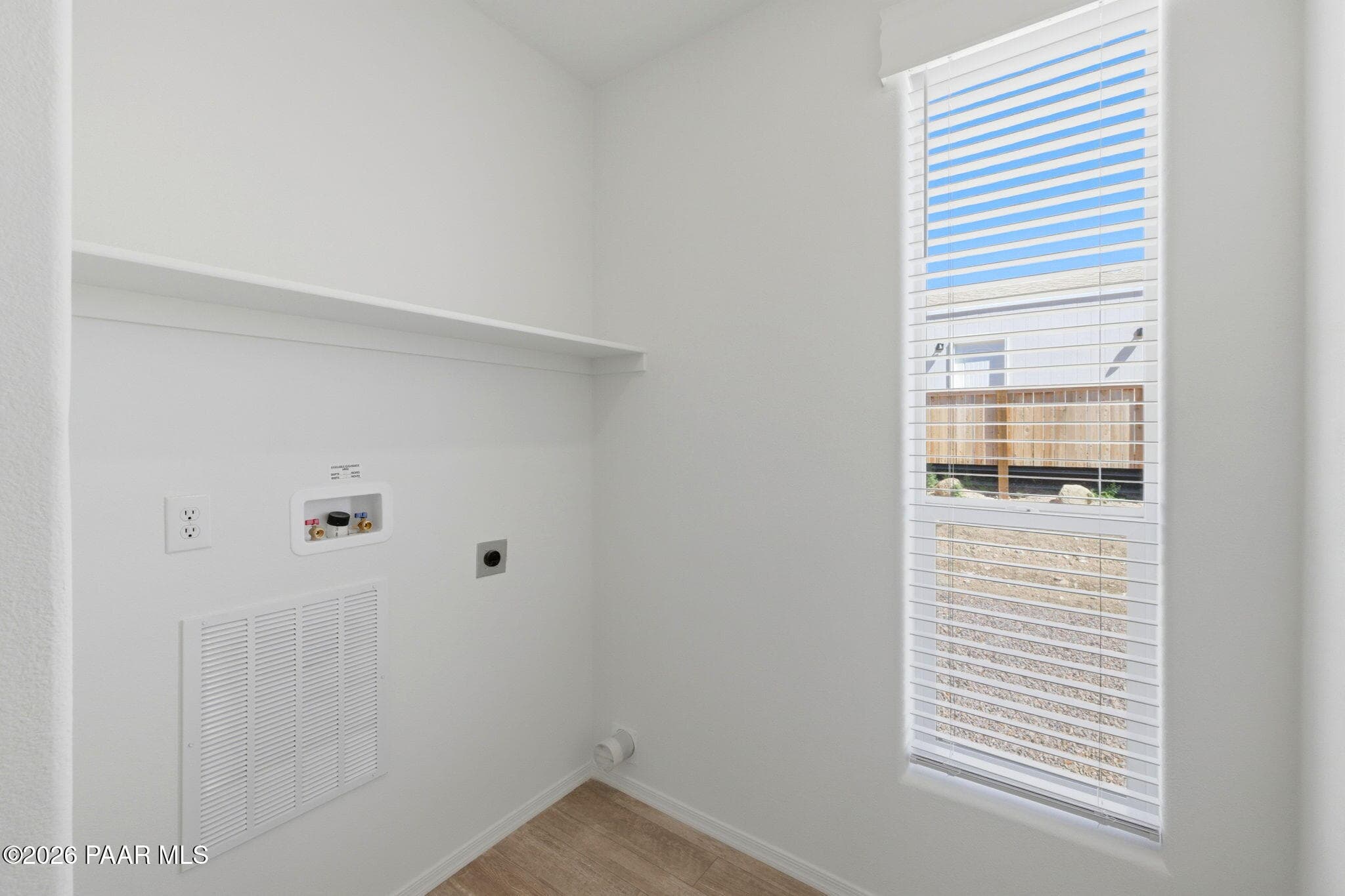 350 e peterson road paulden az 86334 interior home features