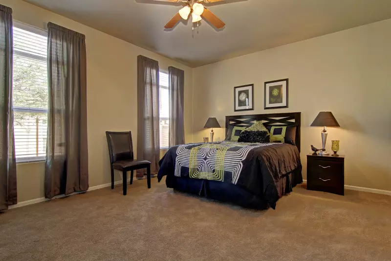 American freedom 2858 bedroom home features