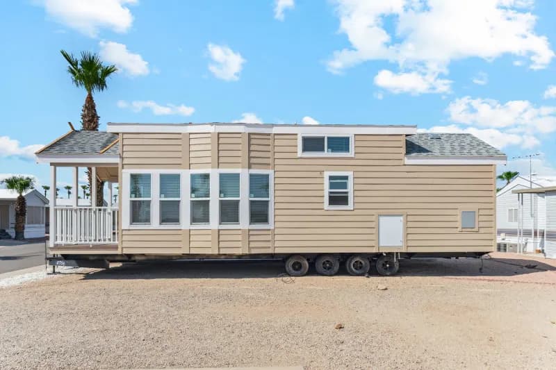 Desert vista apdv207-l elevation and exterior home features