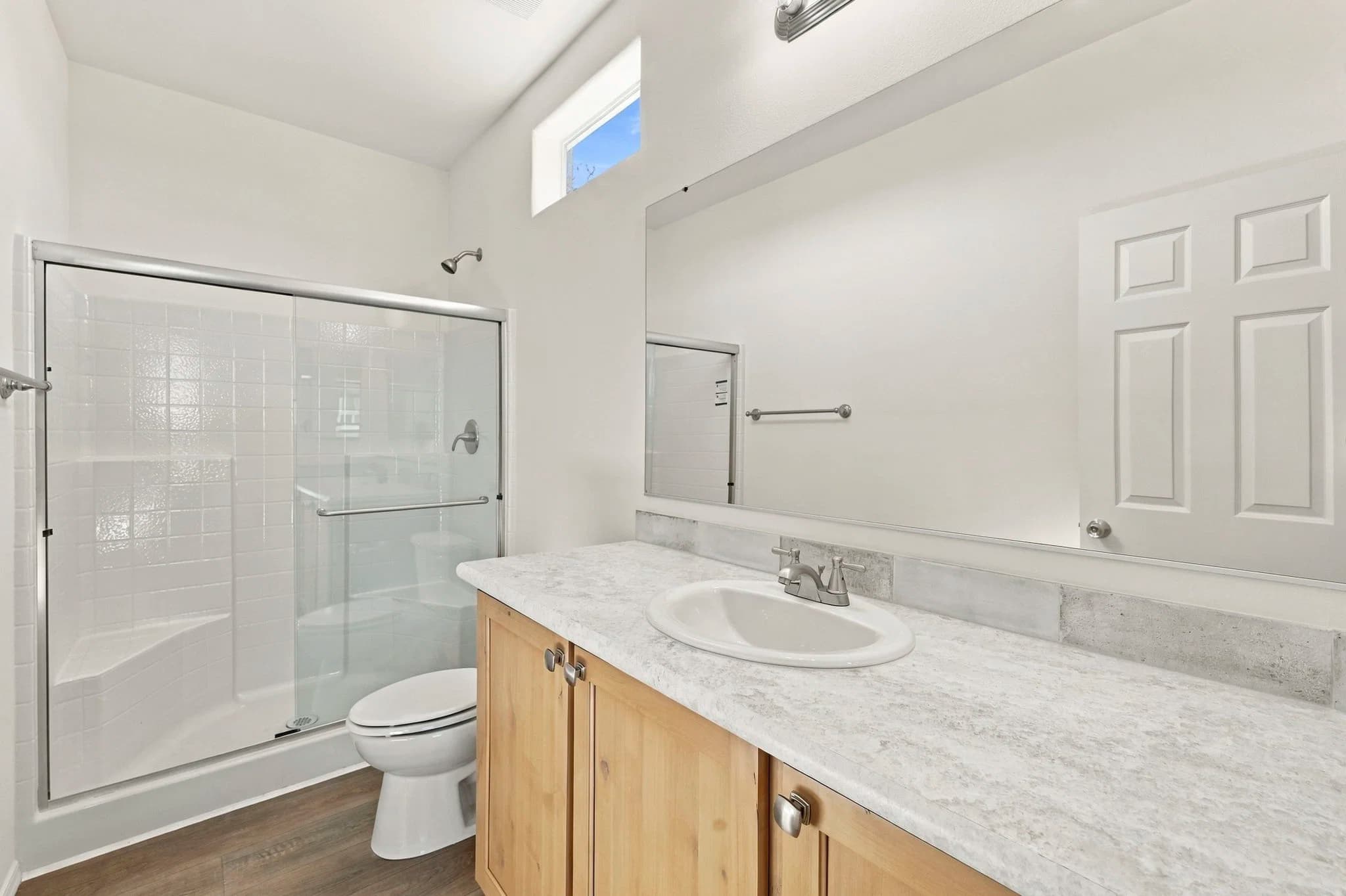 Keller williams arizona realty - limited 24523a bathroom home features