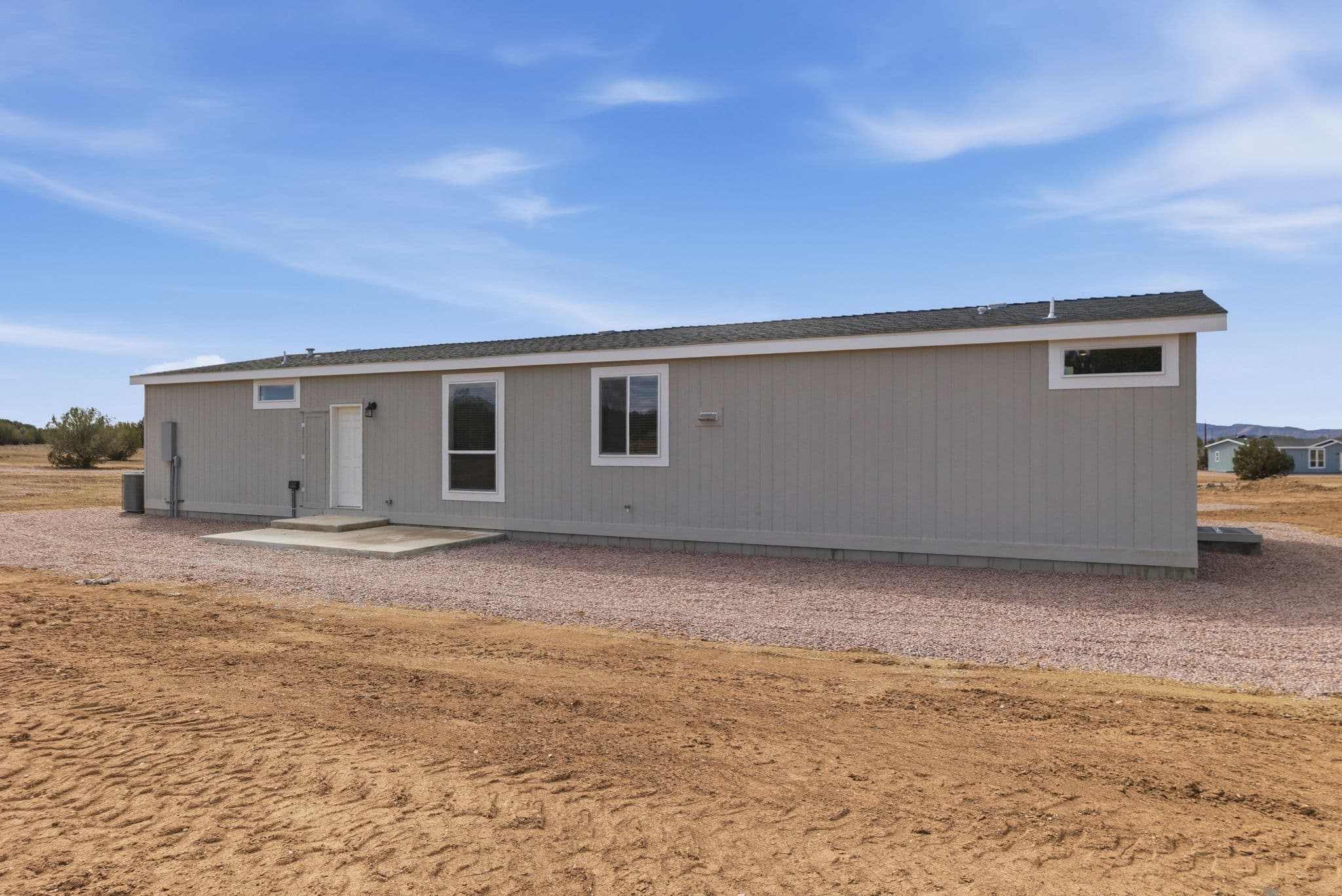 Keller williams arizona realty  liberty 28704a elevation home features