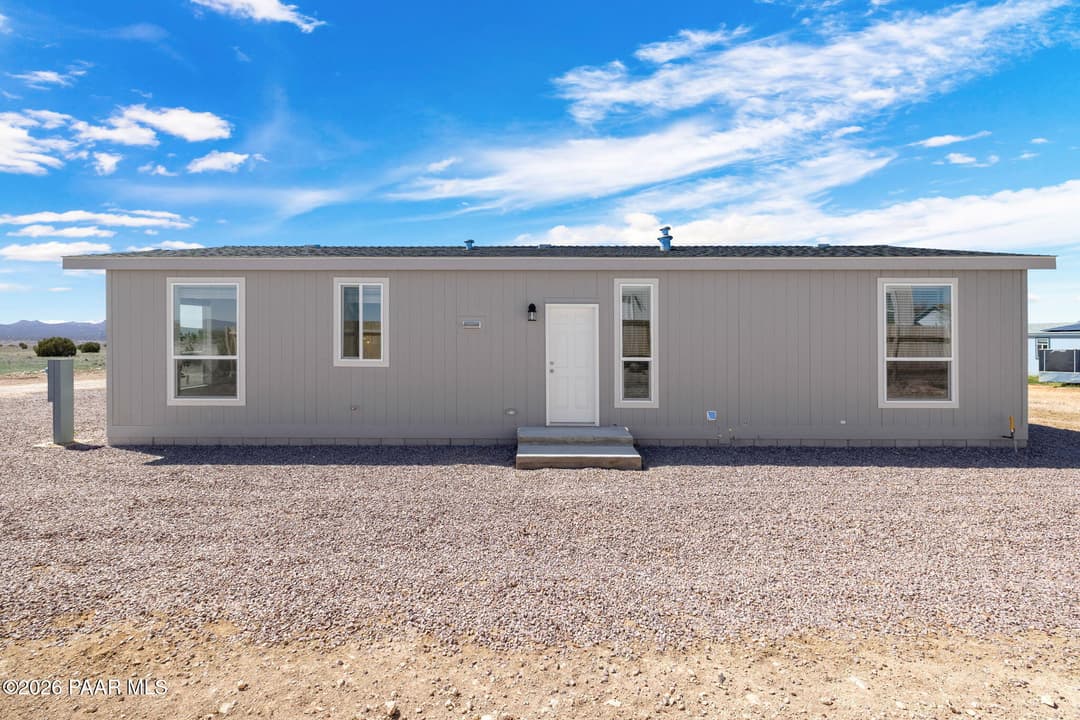 350 e peterson road paulden az 86334 exterior home features