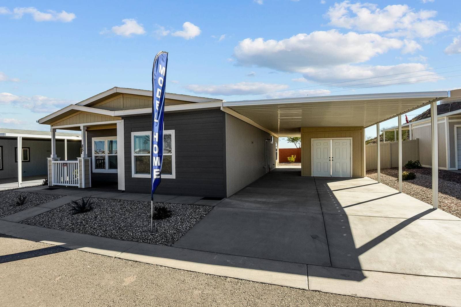 American freedom 2848u  exterior home features