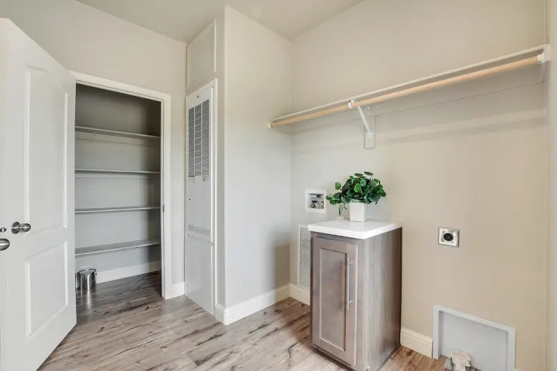 American freedom 3276r interior home features