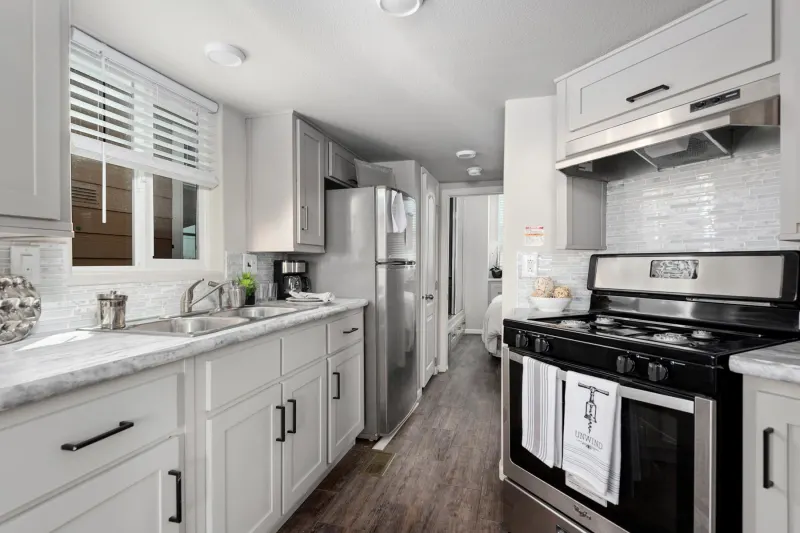 Desert vista apdv239 kitchen home features